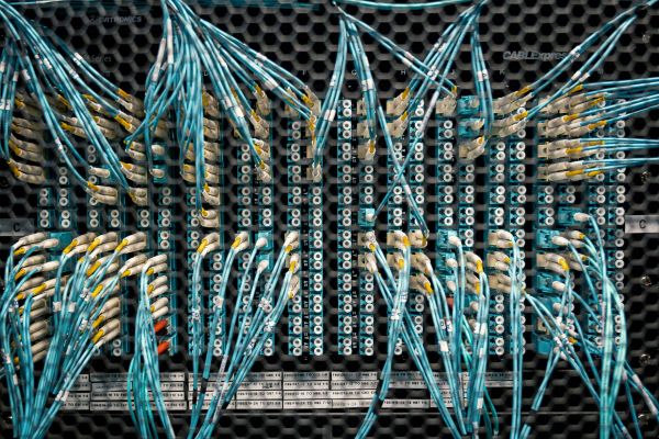 A NAS or a company server – how do they differ and when should you choose which?
