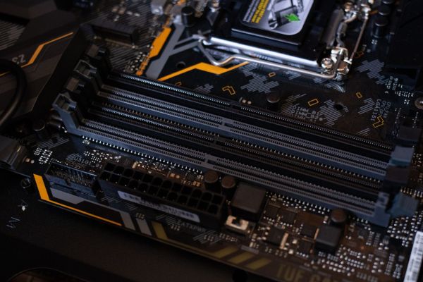 How much RAM in a company server – how not to overpay and not to run short of memory