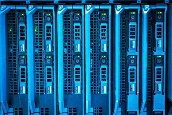Dell Compellent SC or Dell PowerStore – which storage array platform should you choose? What are the differences?