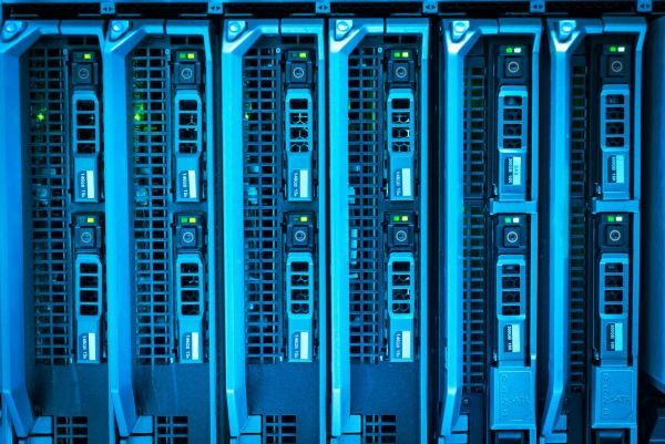 Rack servers – what are they and what you need to know before buying?