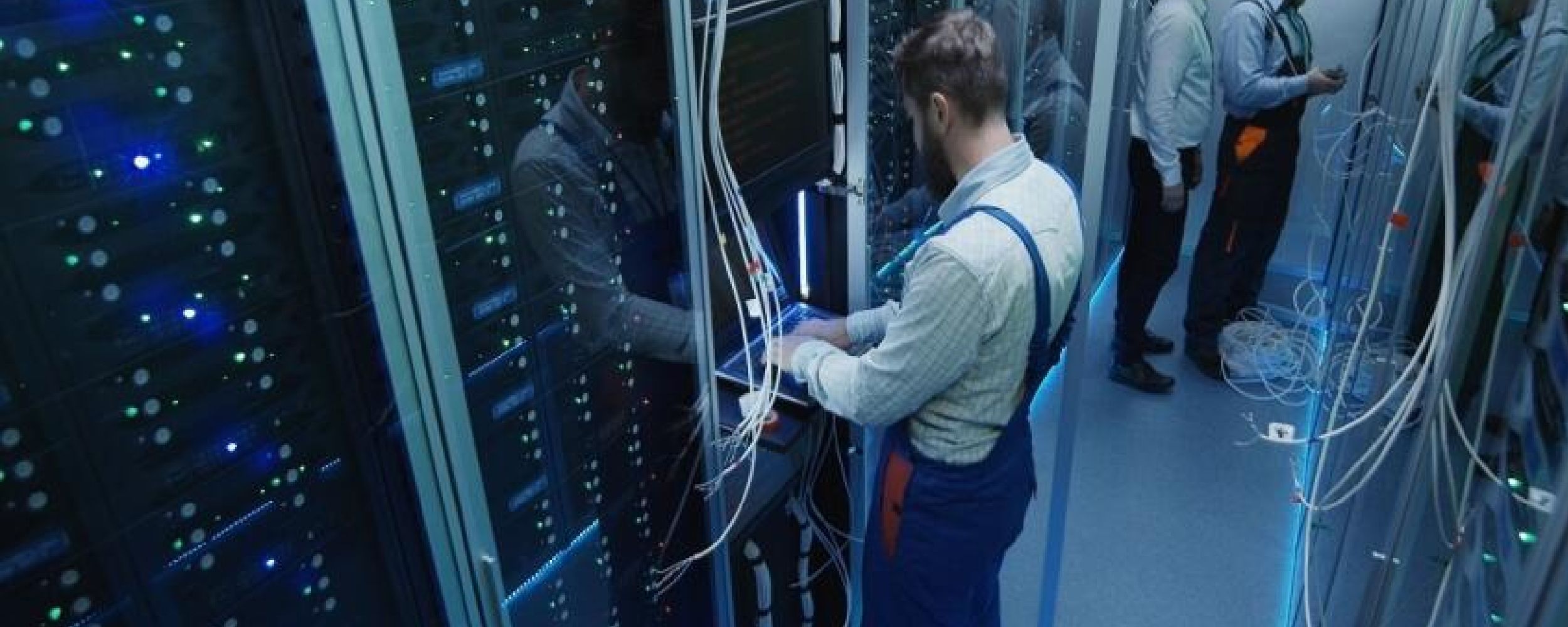 How to effectively manage power in a server room?